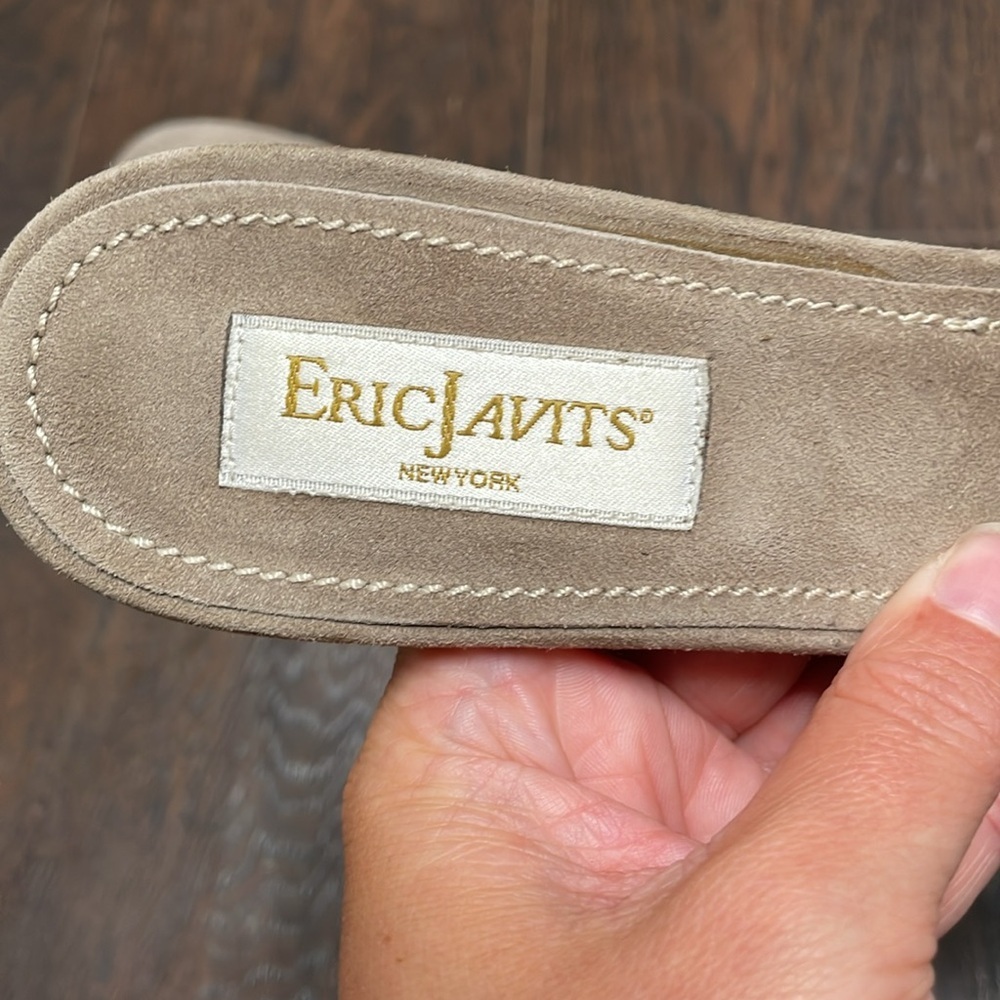 Eric Javits Tan and Gold Woven Slide Sandals - Picture 3 of 12